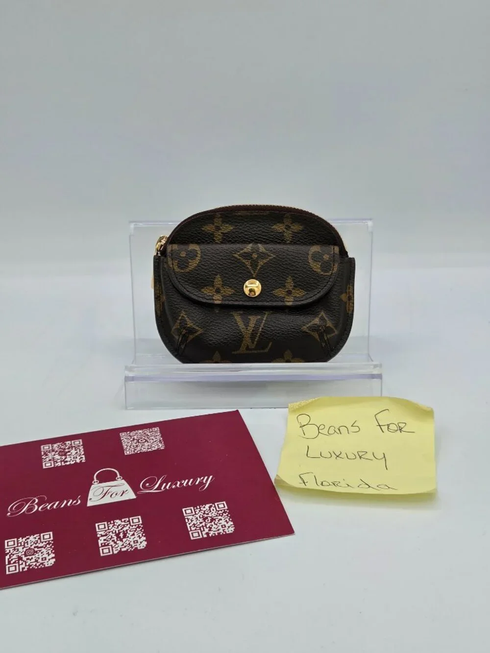 Louis Vuitton shape structured clean